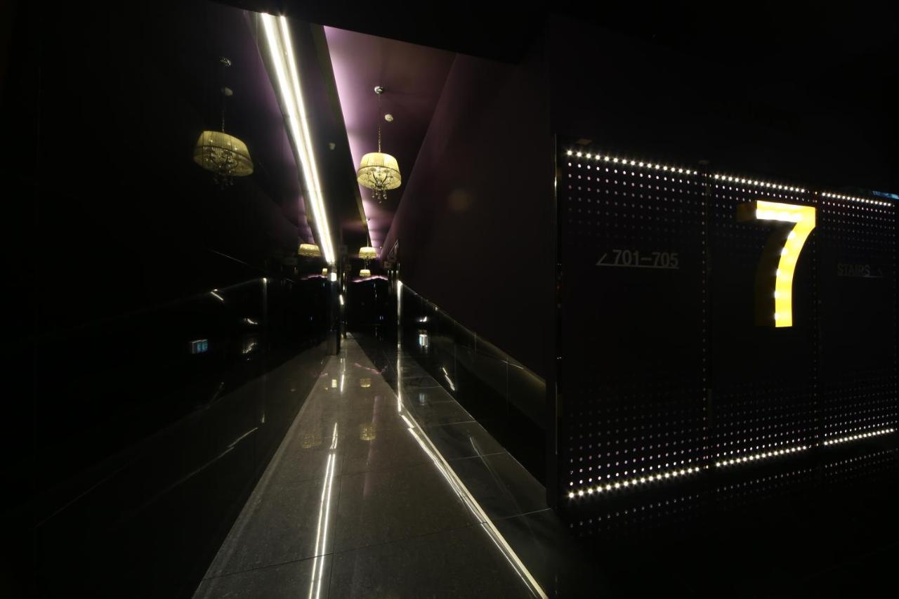 Hotel Yeogiatte Daegu Station Екстер'єр фото