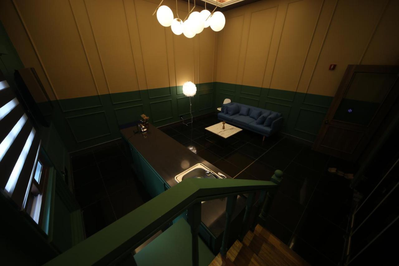 Hotel Yeogiatte Daegu Station Екстер'єр фото