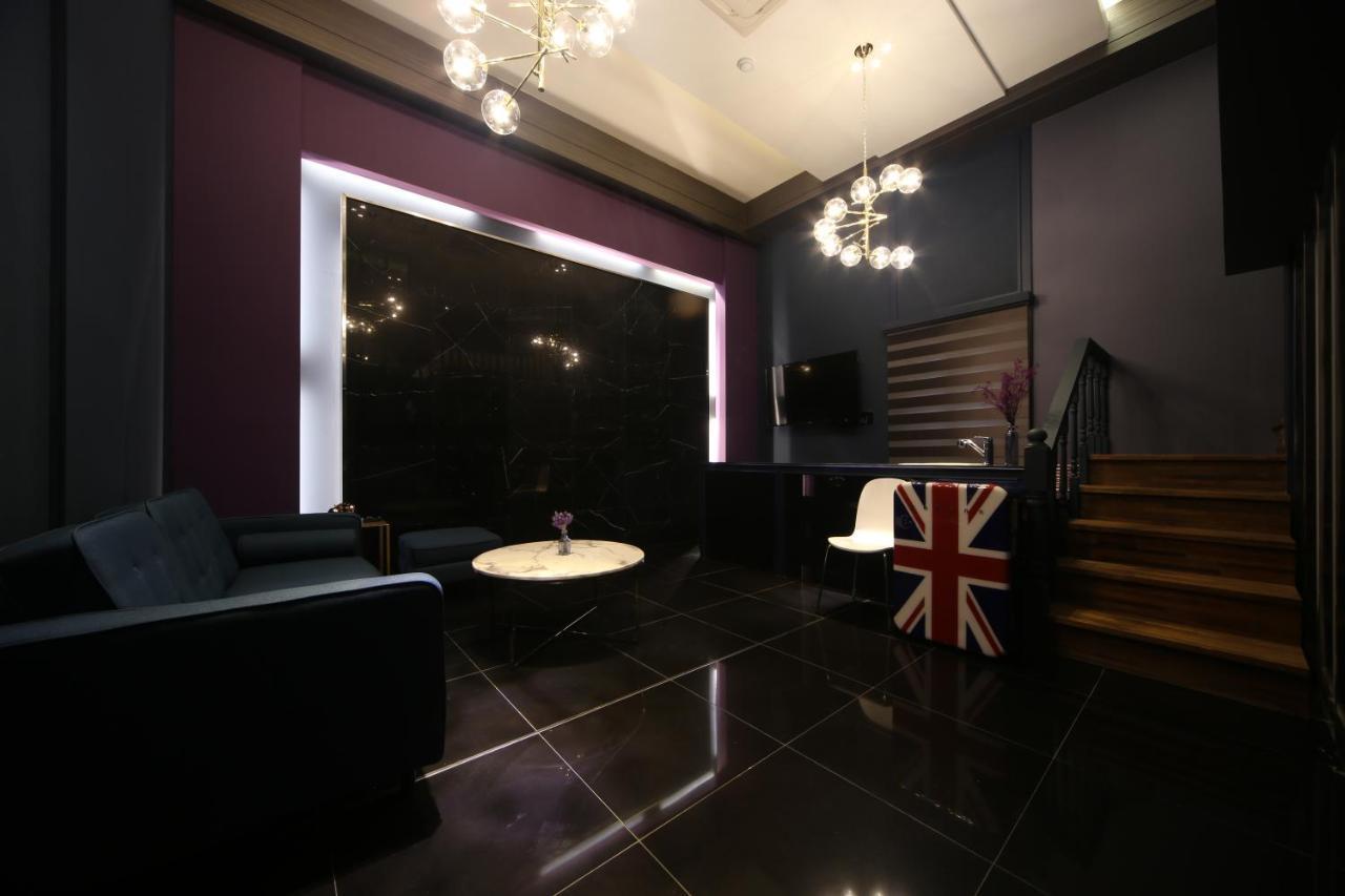 Hotel Yeogiatte Daegu Station Екстер'єр фото